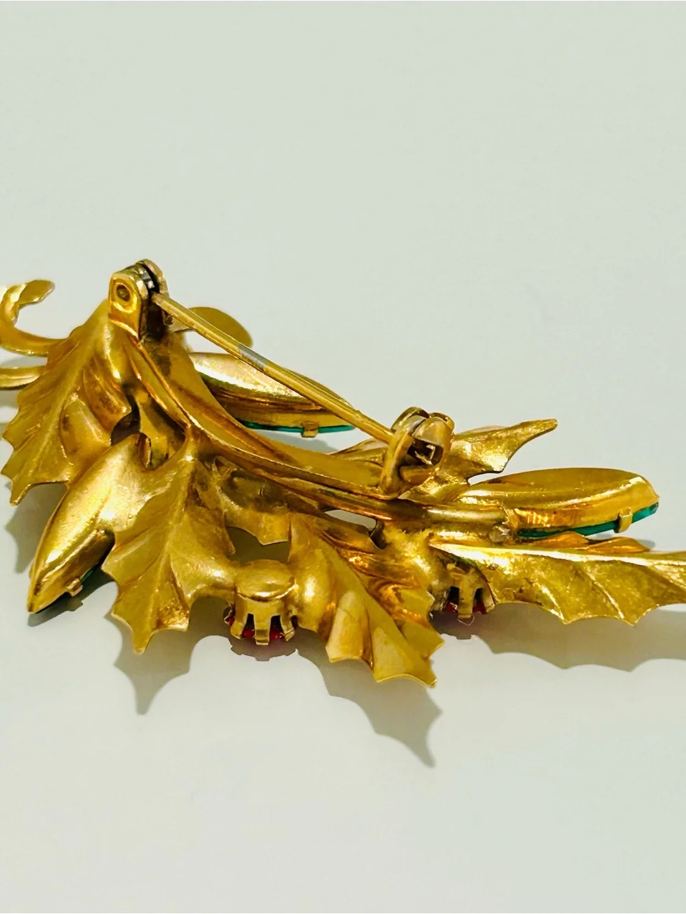Vintage Christmas Brooch Holiday Holly Berries Brushed Goldtone Pin Back